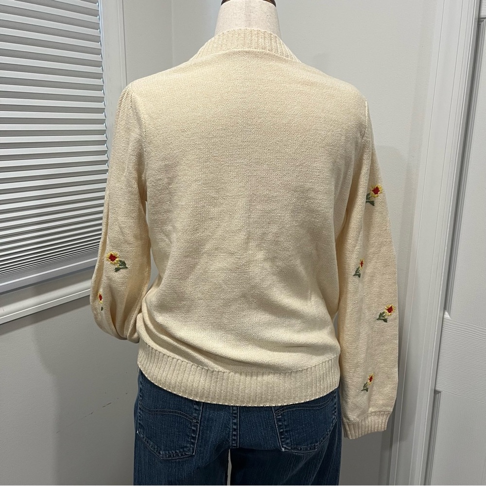 Floral Embroidered Cream Lightweight Knit Sweater, Women's Size Small - Picture 3 of 10
